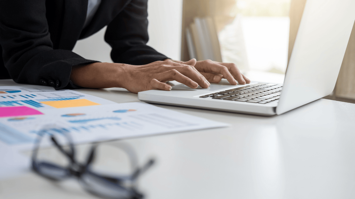 Apa Itu Penelitian Empiris? Pengertian, Tujuan, dan Contohnya Apa Itu Penelitian Empiris? Pengertian, Tujuan, dan Contohnya